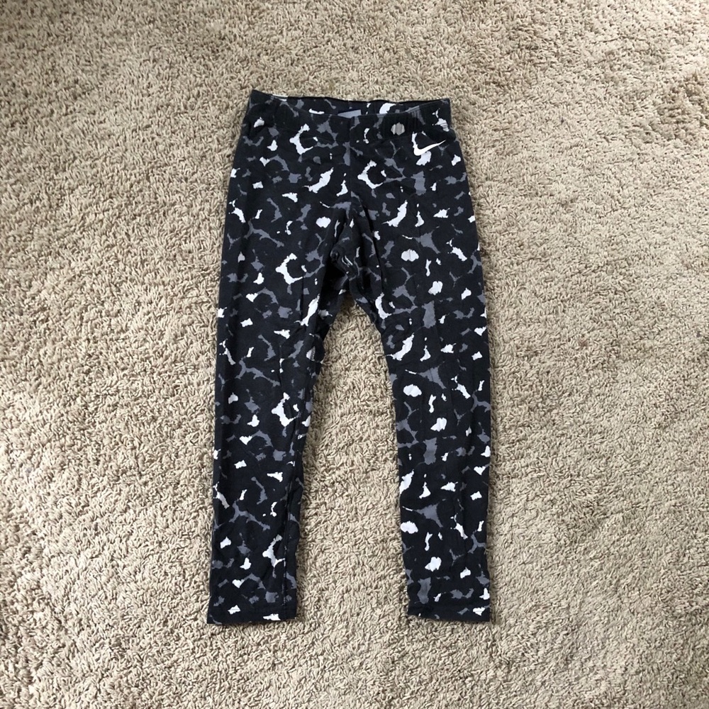 Nike crop leggings